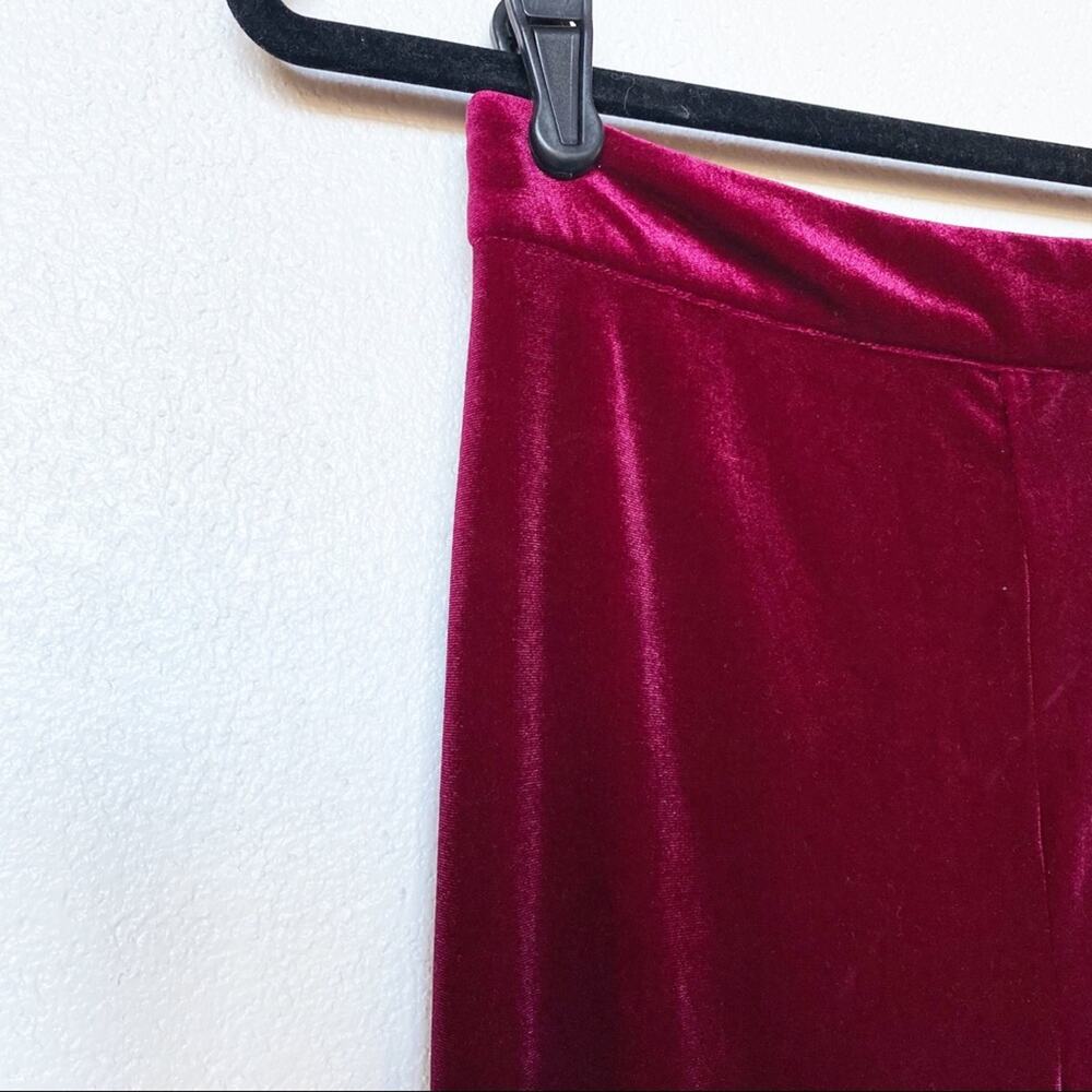 Fashion Nova Berry Velour Flare Hi Low Hem Pants Size Small - Picture 3 of 9